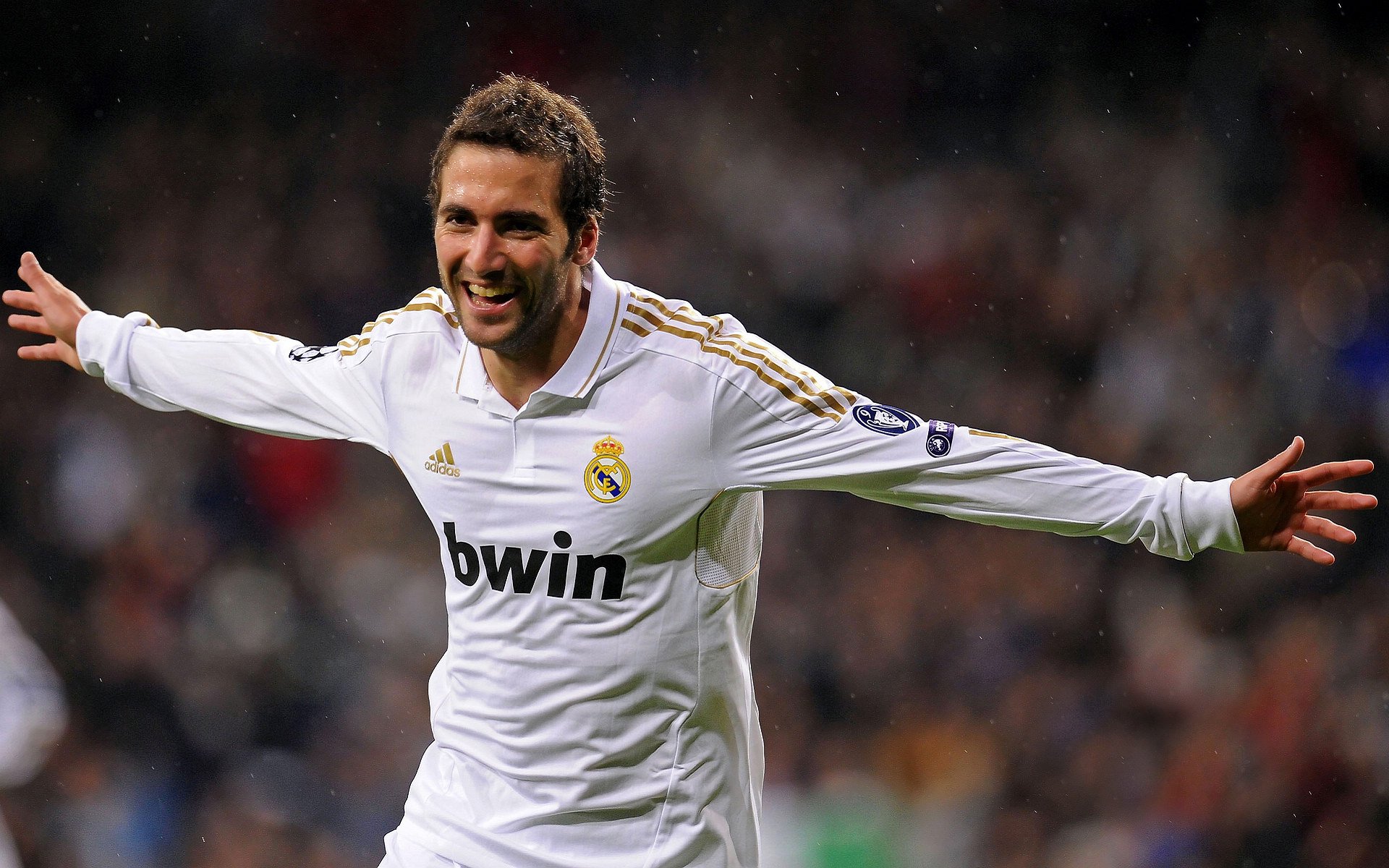 开云平台-西甲国家德比之夜，黄喜灿统治全场，亚洲新王的加冕典礼