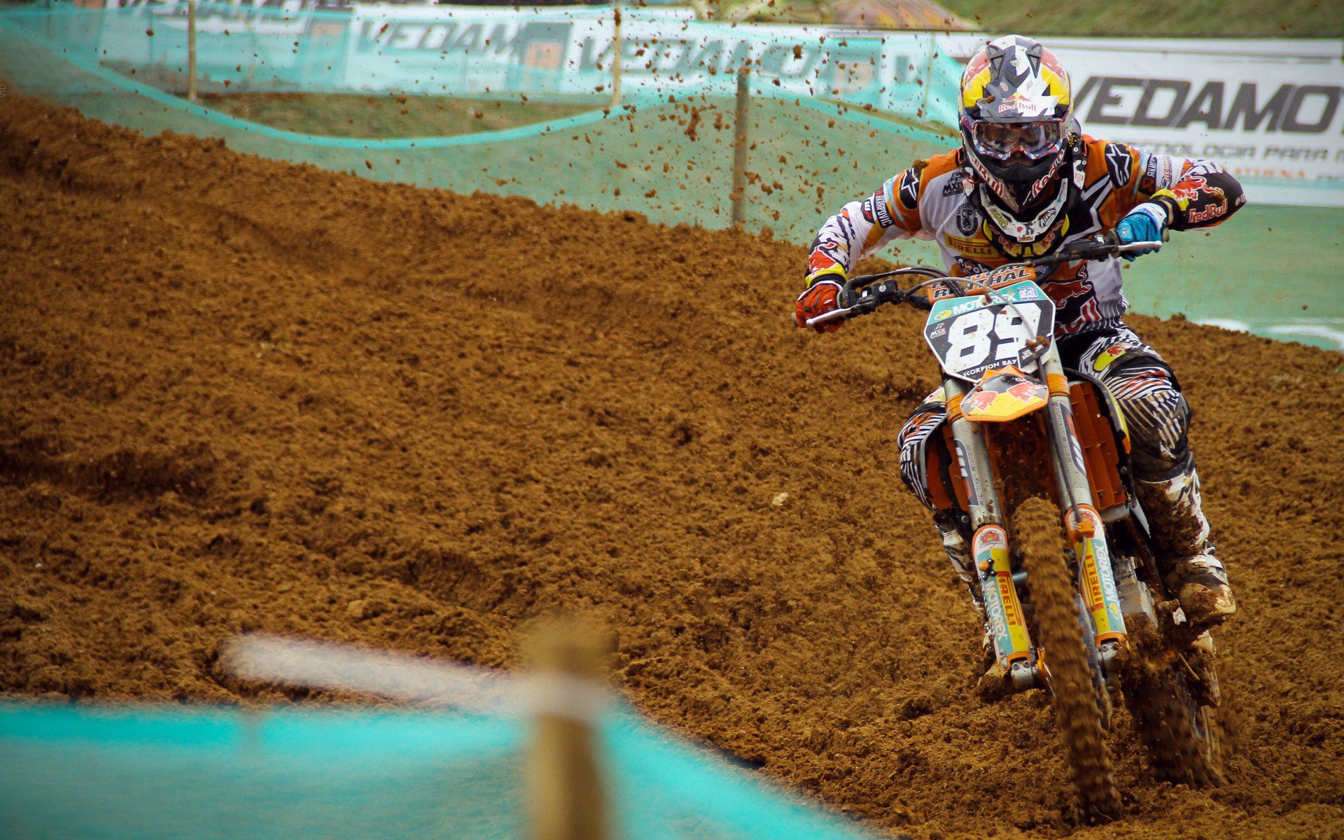 奥亚尔萨瓦尔一箭定江山,英格兰风暴席卷牙买加防线